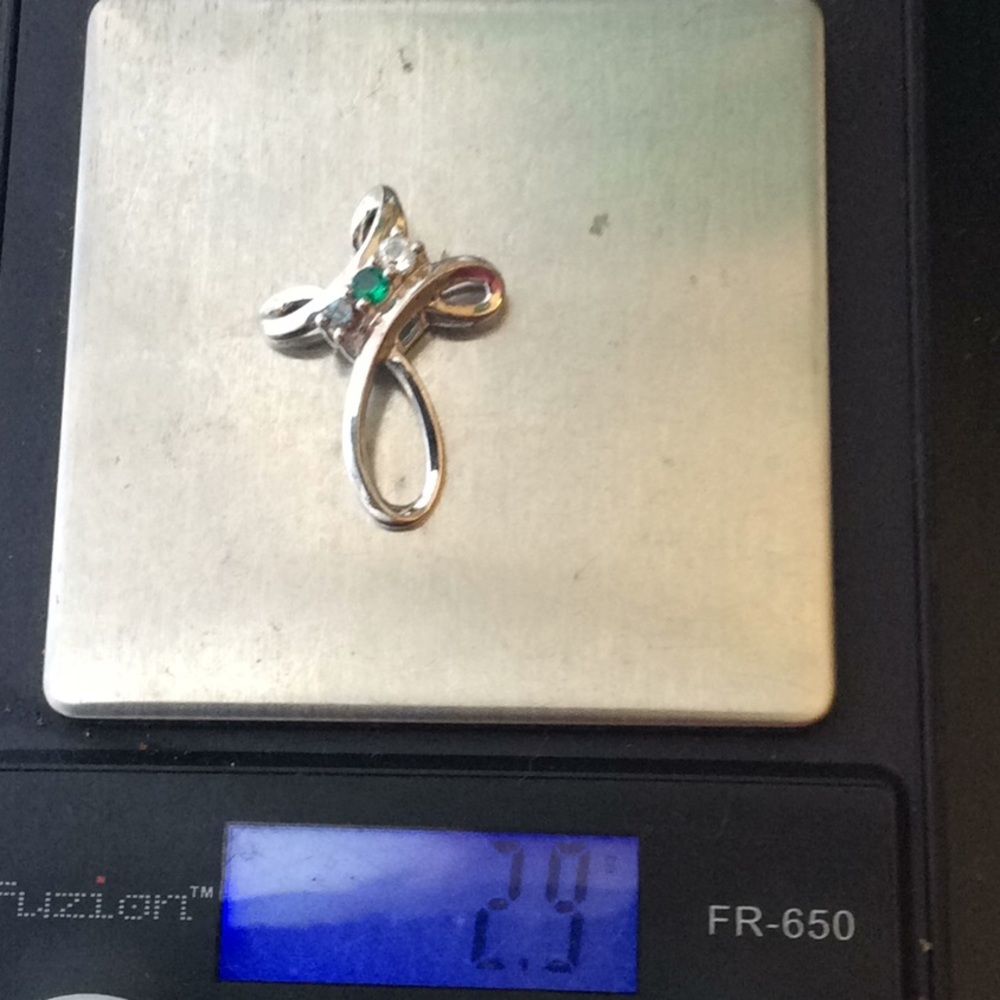 Silver Cross Pendant - Picture 3 of 7